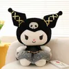 Anime nuovi prodotti carino gonna nera Kuromi peluche Black gold pink cat doll giochi per bambini compagni di giochi regali di festa ornamenti per la stanza all'ingrosso