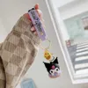 Bonito chaveiro Mochila Ornamento Acessórios Chaveiro Presentes de artesanato 3D Desenho animado Kuromi Com Donut Silicone Pingente Jóias