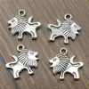 Colliers 150pcs 16x15 mm Animal à double casse Lion Pendant Charmes en gros pour des bijoux faisant de petits lions pendentifs Lion