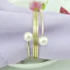 タオルリング12pcs模倣真珠ナプキンウェディングパーティーホリデーディナー装飾テーブルホルダー230627