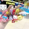 Bonito chaveiro Mochila Ornamento Acessórios Chaveiro Presentes de artesanato 3D Desenho animado Kuromi Com Donut Silicone Pingente Jóias