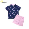 Kläder set ma baby 1 6y småbarn barn baby pojke kläder sommar flamingo tryckt skjortor toppar shorts lilla gentleman kläder 230626