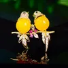 Brooches Two Yellow Bird Brooch Creative Butterfly Watermelon Vase Medal Gingko Clothing Pin Woman Coat Accessories