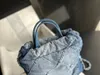 2023 Новый женский рюкзак. Высококачественная сумка из джинсовой ткани с градиентной стиркой и серебристой фурнитурой, очень стильная и элегантная AS3859.