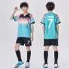 Bekleidungssets Kinder-Fußballtrikot Benutzerdefiniertes Jungen-Fußballtrikot-Set Schnelltrocknende Fußballuniform Atmungsaktives Kinder-Fußballhemd 230626