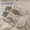 Laarzen houzhou dames sneakers vrouwelijke schattige ronde teen kleine witte sportschoenen 2022 lente nieuwe Koreaanse stijl casual platform vulcanisize