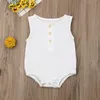 Strampler Großhandel Sommer Säuglingsbaby Jungen Mädchen Strampler Musselin Ärmellos geboren Strampler Overall Lässige Babykleidung 230626