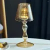 Portacandele in cristallo europeo Candeliere da tavolo a forma di lampada da pranzo in vetro con decorazioni per feste di nozze