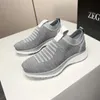 Herrens high-end casual skor 2023 Nya sommarsneakers flygväv andas en fotpedalskor