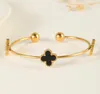 Van Clover Armband Designer Schmuckmarke Frauen Armband 18K Gold plattiert alle Kristallklee Blumenmanschette Einstellbare offene Valentinstag Juwely