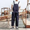 Mäns jeans 2023 Men Bib Pants Solid Color Casual Jumpsuits Streetwear Joggers Multi Pockets Fashion Suspenders last Overalls 230628