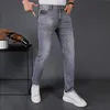 Designer di jeans da uomo Focus su high-end autunno 2022 nuovi jeans business di lusso micro elastico slim fit piccolo tubo dritto BJUZ