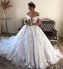 2023 Luxo Árabe Vestidos de Baile Vestidos de Noiva Querida Ombro Fora Apliques de Renda Cristal Frisado Flores Plus Size Vestidos de Noiva Formais Capela Trem