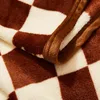 Filtar retro checkerboard pläd flanell filtar hösten vinter mjuk varm sjal bäddsoffa säng fuzzy coral fleece filt 150x200 cm 200x230cm 230627