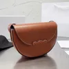 Saddless Half Moon Bags Дизайнерская брендовая сумка Totes Chains Cross Body Luxury Handbag Fashion Shoulder High Quality Bag Women Letter Wallet Phone Wallet Plain