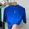 Andra sportvaror hazzys golf europeiska designkänsla knappar fivecent hylsa tshirt för kvinnor mode västerländsk stil halv krage undertröja 230627