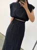 Tvådelklänning Spring Summer Women Solid Elegant Maxi Kjol Set Outfits Tank Crop Tops 2 Matchande 230627