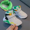 Sneakers storlek 21-36 barn basketskor flickor pojkar hig-top andningsskor barn barn mjuk botten löpning sneakers baby småbarn 230627