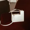 Nueva llegada Bolso de mujer Desfile de moda Caja con solapa Mango de metal Diseño Bolso de hombro Bolsos cruzados Bb Bolsos Monedero Cuero genuino Buena calidad envío gratis