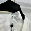 23 Yaz Kadın Örgü Yelek Tee Tasarımcısı Crop Tops All-over Harf Jakarlı Gömlekler Podyum Tasarımcısı High End Marka Esneklik Streç Kısa Kollu Tişörtler Hırka