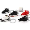 Keychains Lanyards 34 Styles Designer Mini 3D Basketball Shoes Stereoskopiska sneakers Key Chain Car Ryggsäckhängen Drop Leverans DHE3K