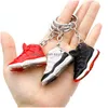 Keychains Lanyards 34 Styles Designer Mini 3D Basketball Shoes Stereoskopiska sneakers Key Chain Car Ryggsäckhängen Drop Leverans DHE3K