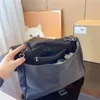 Borsa a tracolla in nylon di alta qualità nuova borsa a tracolla uomo donna borsa a tracolla classica borsa a tracolla in tela impermeabile borsa da uomo