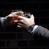 Narzędzia barowe whisky dekanter globe wina kieliszek krawaglacyjny krawagałek w krysztale z drobnym stojakiem na drewno likier do wódki 230627