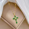 Hänge halsband grönt korshalsband med stensmycken lyxig kristall zirkon kristen för kvinnans tillbehör gåva