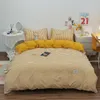 寝具セット4ピースの学生寮リネンキルトカバーに日本風のインクレス洗浄コットンブラシベッド