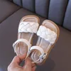 Sandales Enfant Chaussures Fille Été Tressé Vacances Bout Carré Mignon Enfants Sandales Beige Jaune 21-36 Pu Cuir Mode Enfants Sliders 230627