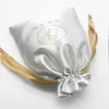 Gift Wrap 50pcslot Satin DrawString Bag Gift Packaging Wedding Jewelry Cosmetic Söt mobiltelefon Storage Pouch Anpassa storlek 230627