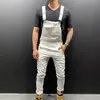 Mäns jeans high street fickor män mode smal fit denim jumpsuits modish rem övergripande avslappnad hänge nödställd pant 230628