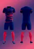Andningsbar snabbtorkning 2022 Ny fotbollsdräkt Set Studenttävlingsteam Uniform DIY Children Adult Sports Suit Jersey Football Men