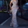 Stunning long Mermaid Prom Dresses crystal v Neck Lace Evening Gowns Sweep Train Plus Size Sequined Formal Wear Party Gowns Robe De Soiree Vestidos