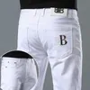 Herren Jeans Designer Designer 2023 Weiß für Frühling und Herbst Neue Slim Fit Füße High-End-Modemarke Elastische lässige leichte Hosen BABE UVCR