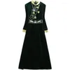 Abbigliamento etnico Stile cinese Abito da donna Inverno Ricamo reale Floreale Vintage Elegante Slim Lady Cintura di lusso Velluto S-XXL