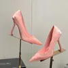 Moda Sivri Slim Fit Yüksek Topuk Elbise Ayakkabı Kadın Saten Sığ Ağız Pompalar Gece Ayakkabıları Lüks Tasarımcı İnce Yüksek Topuk Ayakkabı Fabrika ayakkabısı Kutulu