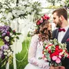 Guirlande florale d'arc de mariage de fleurs décoratives pour des arrangements de roses artificielles signe de cérémonie de bienvenue de fête et toile de fond de réception