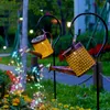 Décorations De Jardin Solaire Arrosoir Lumière Suspendue Cascade Lampe Étanche Extérieur Jardin Décor Cour Porche Pelouse Arrière-Cour Paysage Soleil LED Lampe 230628