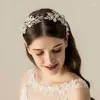 Fermagli per capelli in lega foglia intrecciata fiore strass fascia per capelli gioielli da sposa fascia da sposa floreale copricapo da donna fatto a mano