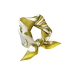 Schals 53 cm EST Blumendruck Seidiges Finish Schal für Frauen Weibliche Mode Bandana