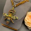 Pendant Necklaces Medieval Colorful Bees Geometric Necklace Retro Court Style Ladies Temperament Collar Chain Female Fashion Party Jewelry