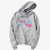 Kvinnors jacka hiphop streetwear hoodie rosa behandla människor med vänlighet våren lång ärm toppbrev par pullover rolig gåva 230628
