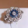 Cluster Rings Trendy Silver 925 Jewelry Anello a forma di fiore per le donne Sapphire Zircon Female Party Girl's Gifts