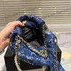 22K Womens Blue Tassel Tweed 22 Shopping Shoulder Bags Pearl Bracelet Clutch Handle Totes Coin Pouch Gold Metal Hardware Matelasse Chain Handbgas 20CM/28CM