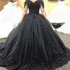 Abiti da sposa in tulle nero gotico Appliques in pizzo Perline Lungo Taglie forti Abito da ballo da sposa Vestido De Novia Al largo della spalla Lunghezza del pavimento Principessa Abiti da sposa vintage