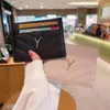 Luxury Designer Caviar Card Holder äkta läderväska Fashion Womens Purses Mens Populära nyckelring Kreditkort Plånbok Resedokument Passinnehavare
