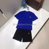 Çocuk tasarımcısı set bebek kıyafetleri çocuk setleri yürümeye başlayan çocuk kız tişört yaz çocukları şort kolu dhgate