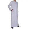 Abbigliamento etnico musulmano islamico per uomo tinta unita bianco girocollo maniche lunghe abiti Arabia Saudita Dubai Qatar Casual Jubba Thobe Taglie forti